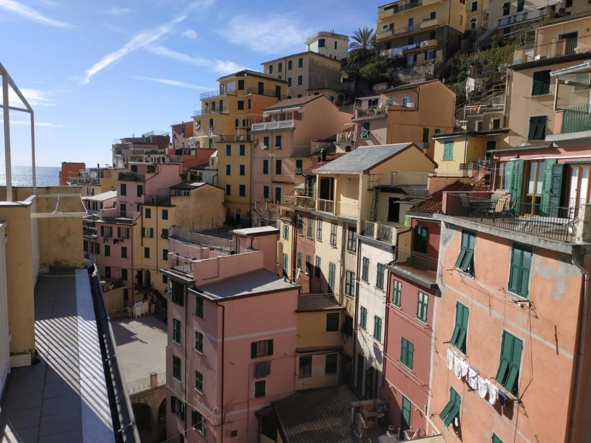 Shanti 1 - Terrace Apartment Riomaggiore Exteriör bild