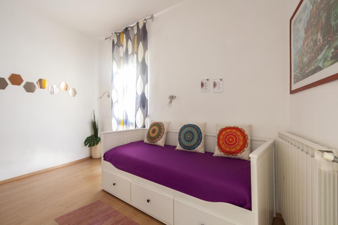 Shanti 1 - Terrace Apartment Riomaggiore Exteriör bild